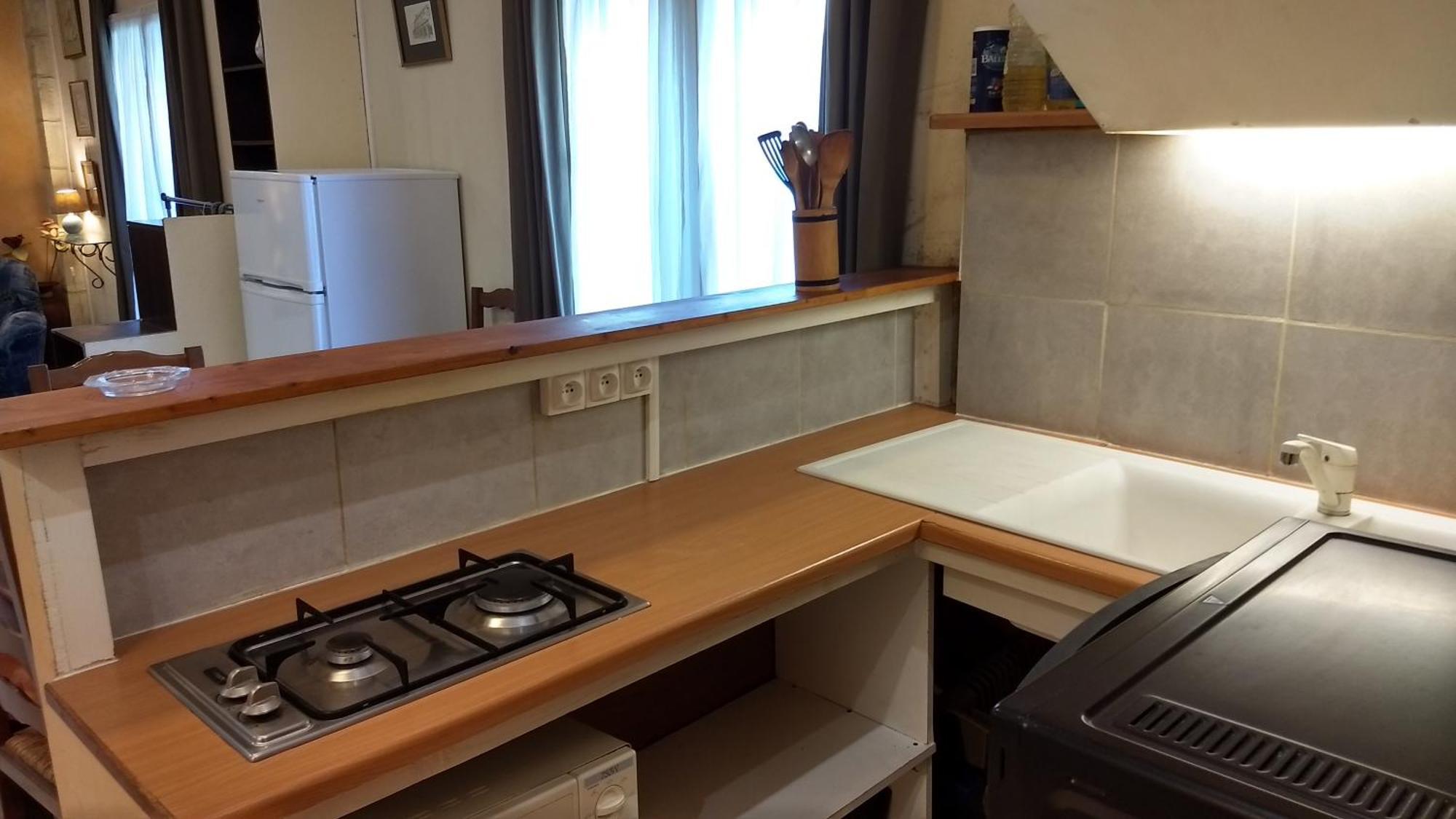 Logement Tranquille Et Frais Proche Gare Au Rdc Saumur Kültér fotó